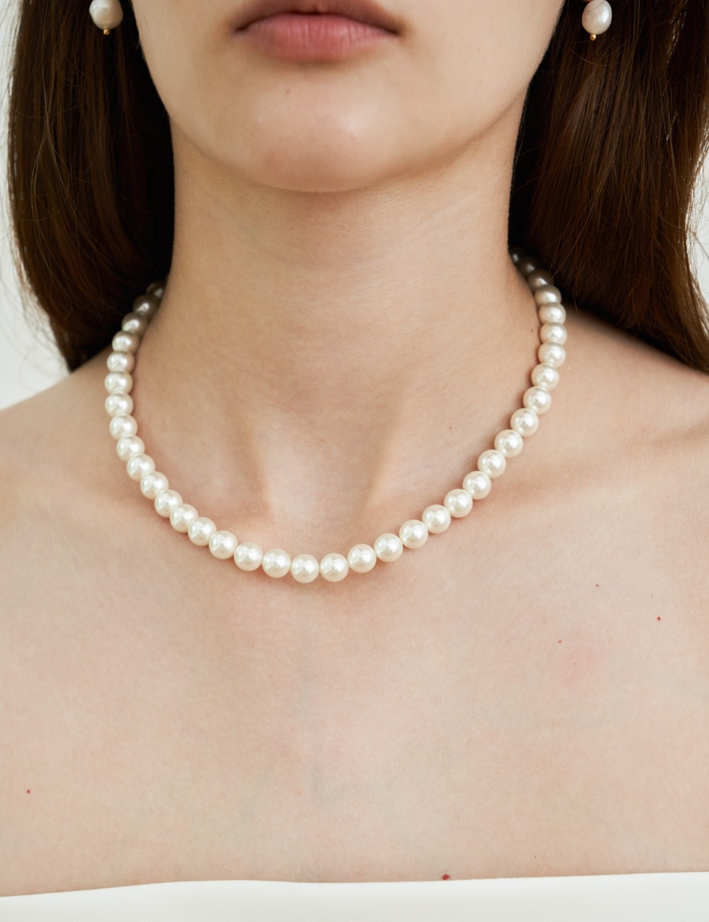 Refined Pearl Necklace (OG)